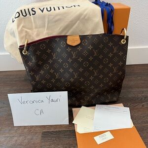 Louis Vuitton Graceful MM hobo bag. Monogram canvas.